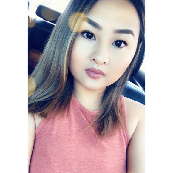 Meet your Posher, Mai yia - Picture 1 of 1